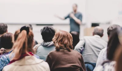  IZOBRAŽUJTE SE V PROJEKTU SPIN ZNANJA IN KOMPETENC