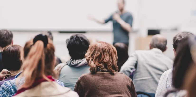  IZOBRAŽUJTE SE V PROJEKTU SPIN ZNANJA IN KOMPETENC